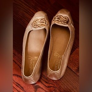 Gold Leather Flat Shoes